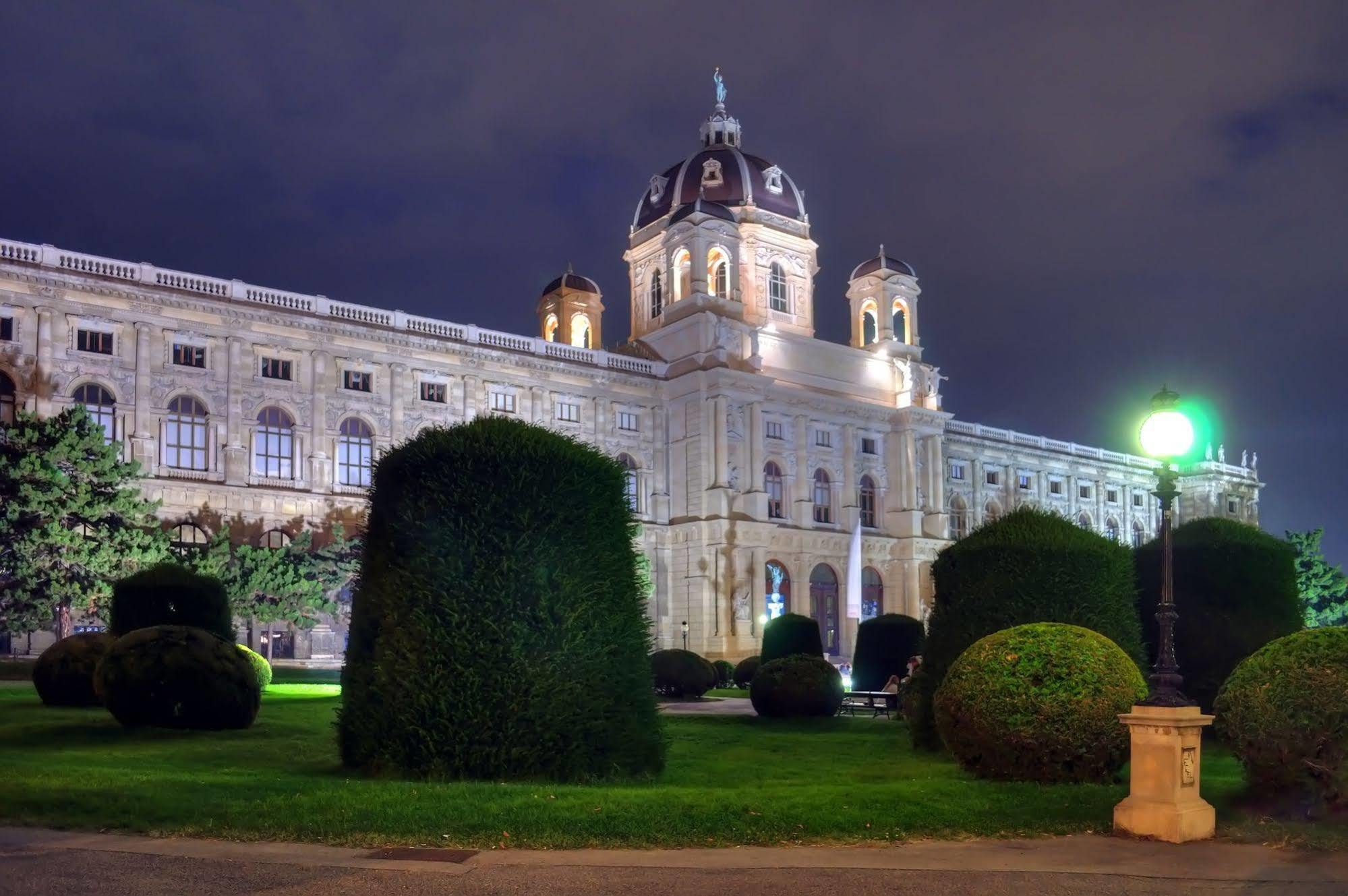 Appartements Carlton Opera Wiedeń Zewnętrze zdjęcie